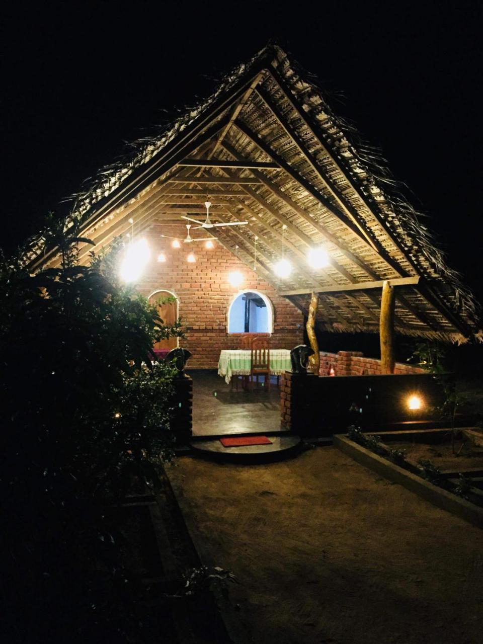 Winmi Resort ฮาบารานา ภายนอก รูปภาพ